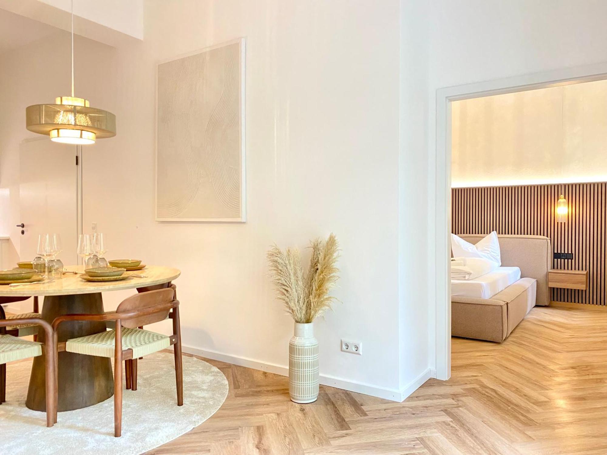 Loft Am Lech I Rollstuhlgerecht I Tiefgarage I Kueche I Terrasse Apartment *