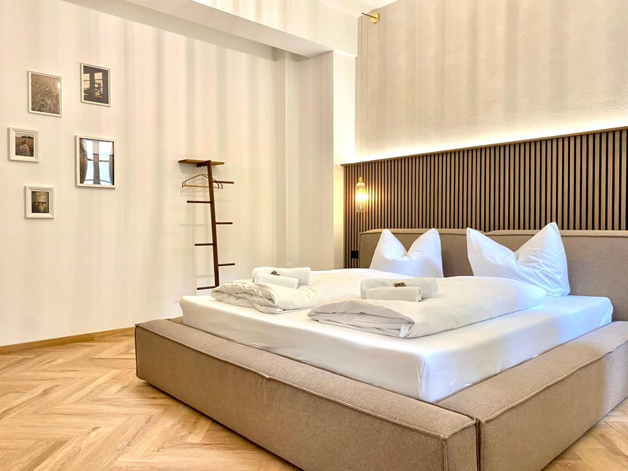 Apartment Loft Am Lech I Rollstuhlgerecht I Tiefgarage I Kueche I Terrasse